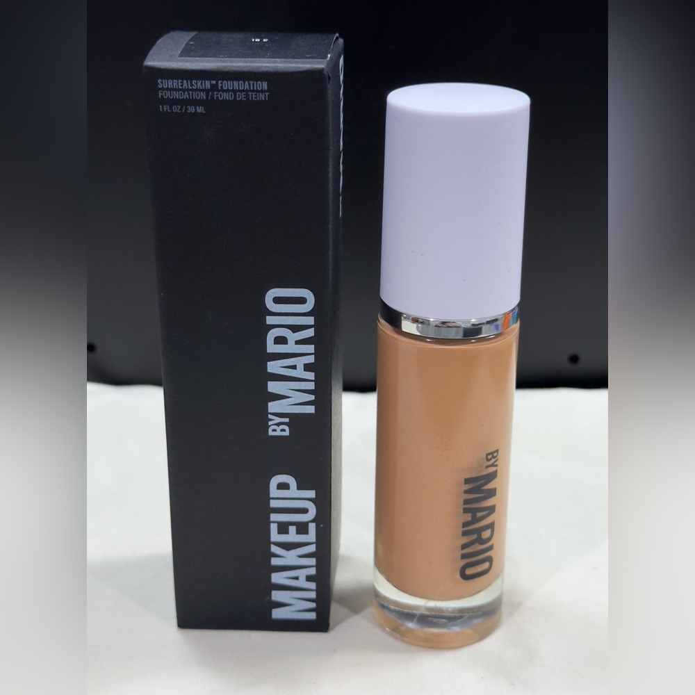 Makeup By Mario SurrealSkin Foundation in Shade 16C - Picture 1 of 4